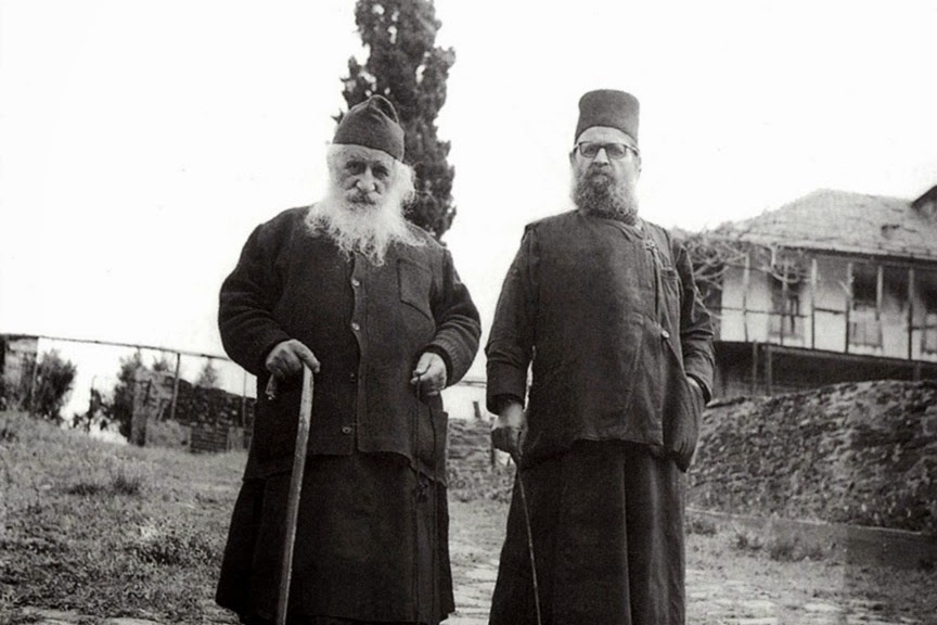 Antrenament pentru viața la mănăstire – Viața părintelui Haralambie Dionisiatul (22)