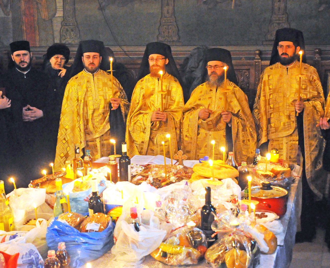 Moșii de iarnă la Catedrala Patriarhală