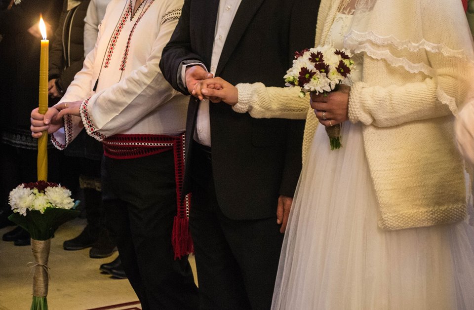 O altfel de nuntă: Cătălin şi Mihaela, într-o poveste fără sfârşit