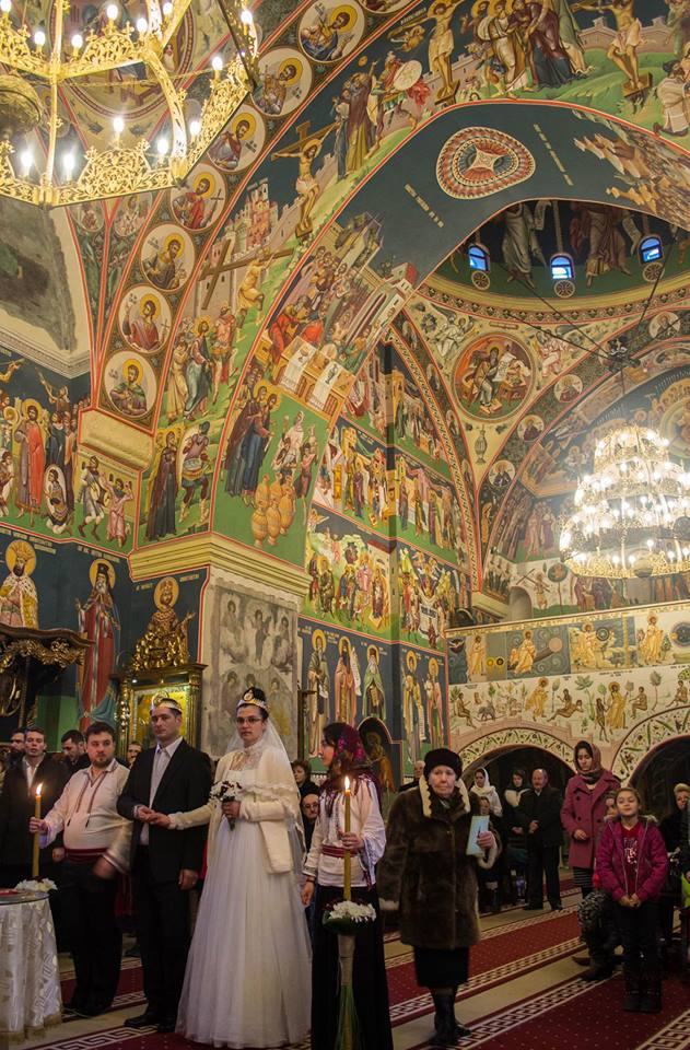 O altfel de nuntă: Cătălin şi Mihaela, într-o poveste fără sfârşit