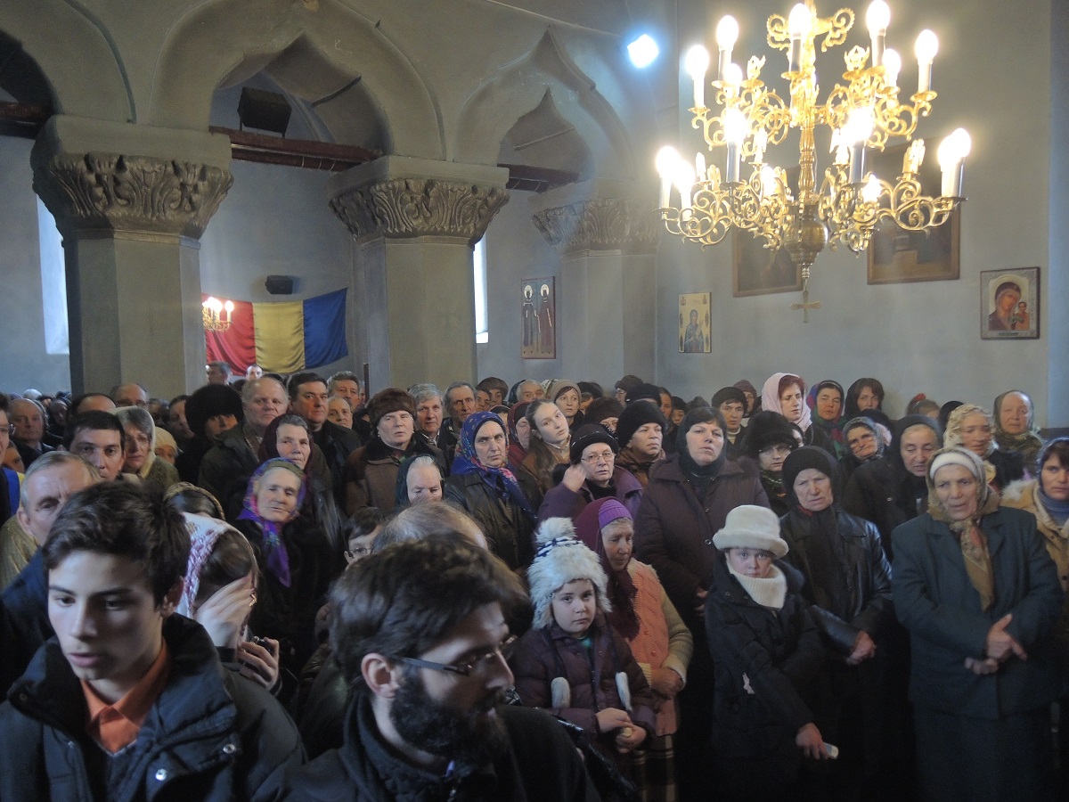 Liturghie arhierească la Parohia Cilibiu Liturghie arhierească la Parohia Cilibiu