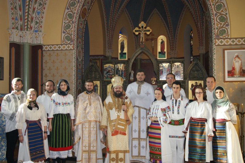 Slujbă arhierească la intrarea in Postul Mare în parohia românească din Copenhaga Slujbă arhierească la intrarea in Postul Mare în parohia românească din Copenhaga