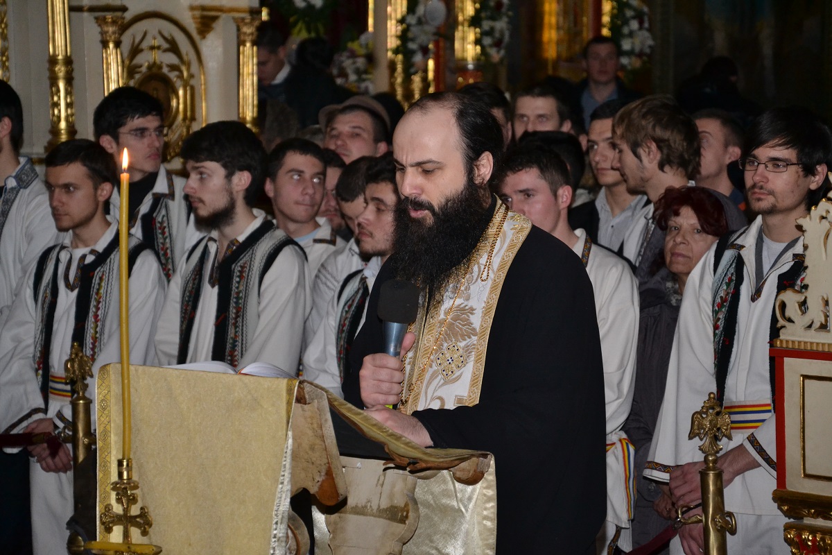 IPS Teofan: „Ne lipseşte simţul modestiei, capacitatea ierarhiei valorilor şi simţul măsurii“ IPS Teofan: „Ne lipseşte simţul modestiei, capacitatea ierarhiei valorilor şi simţul măsurii“