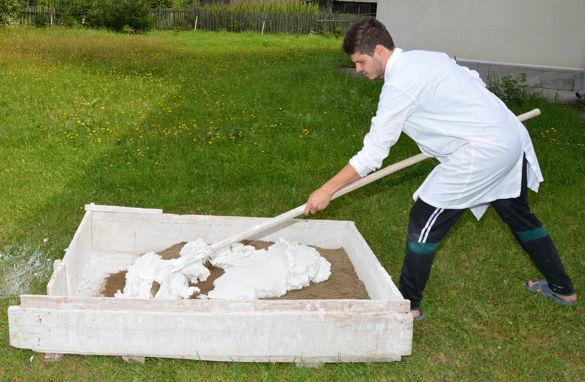 Studentul teolog Robert Constantin Arbore, tânăr cercetător al anului 2014 (GALERIE FOTO)