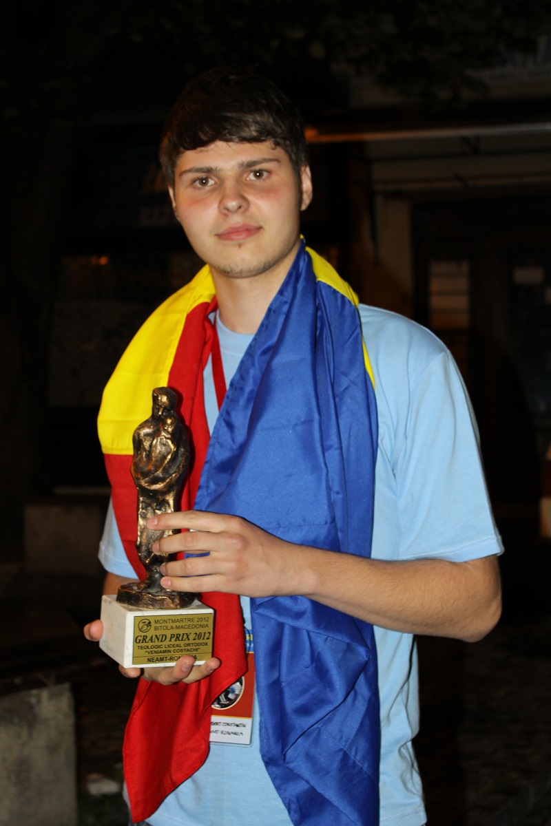 Studentul teolog Robert Constantin Arbore, tânăr cercetător al anului 2014 (GALERIE FOTO)