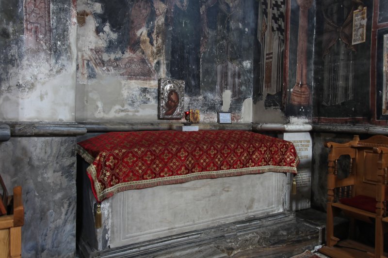 Mormântul de piatră al Sfântului Simeon de la mănăstirea Studenica / Foto: BLAGO Fund Mormântul de piatră al Sfântului Simeon de la mănăstirea Studenica