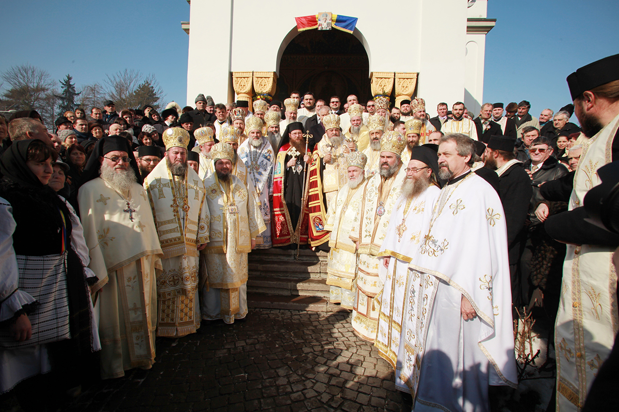 PS Andrei, întronizat ca Episcop al Covasnei şi Harghitei PS Andrei, întronizat ca Episcop al Covasnei şi Harghitei