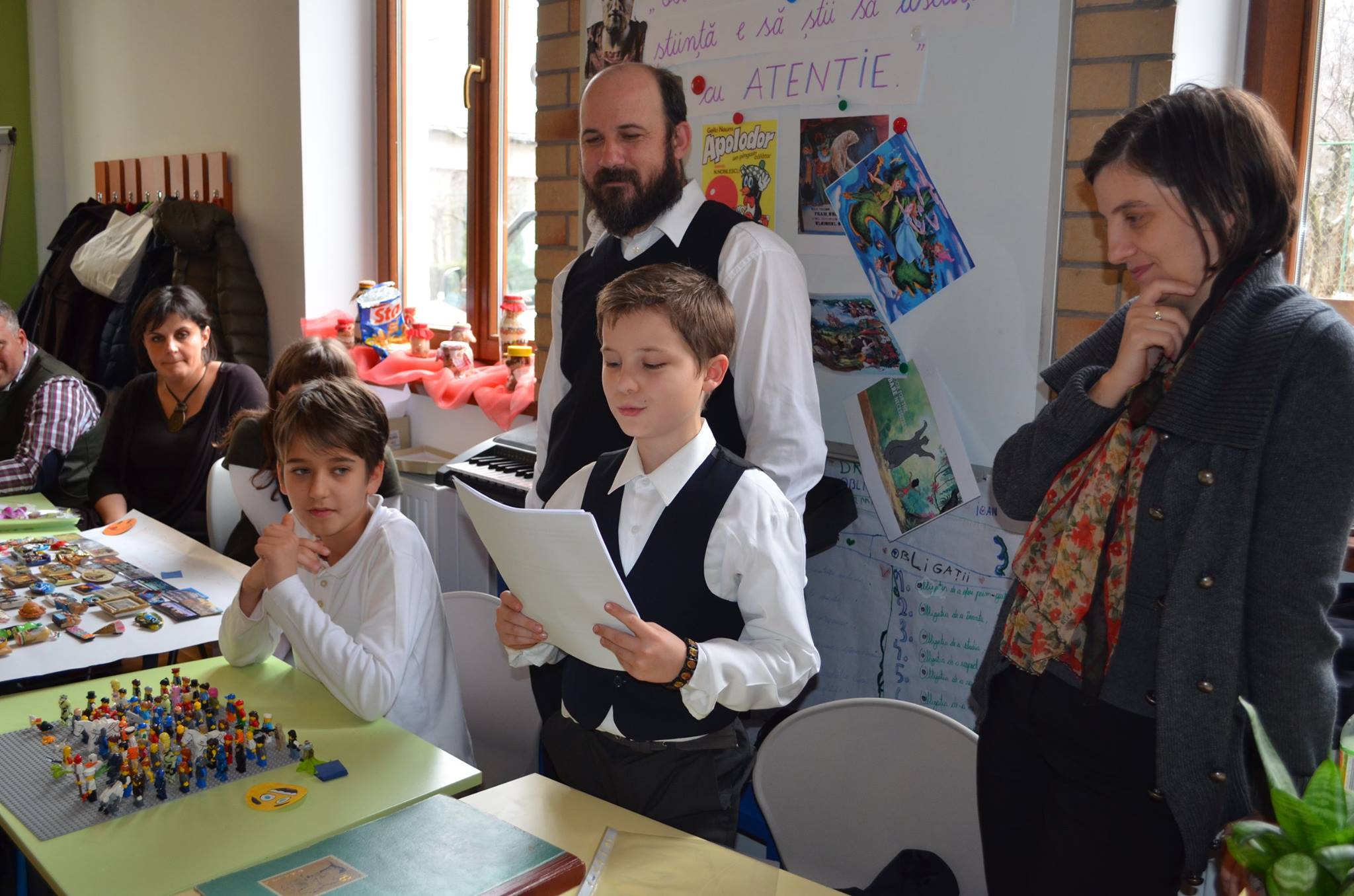 O sută de zâmbete dintr-o sută de inimi