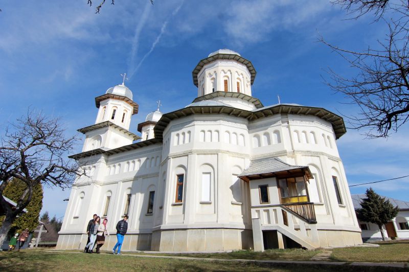 Liturghie Arhierească pe Taborul Muscelean