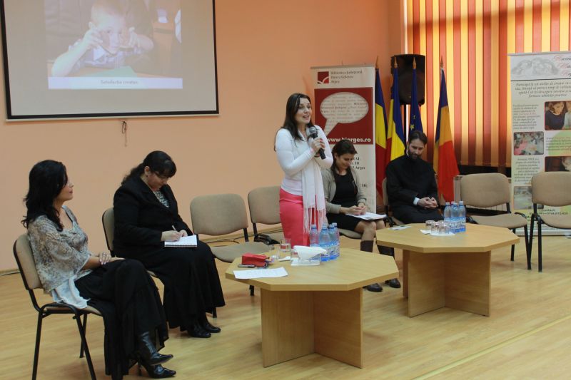 Simpozion „Femeia – Educatoarea familiei”