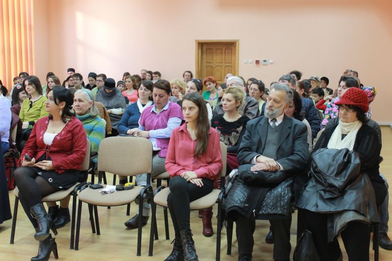 Simpozion „Femeia – Educatoarea familiei”