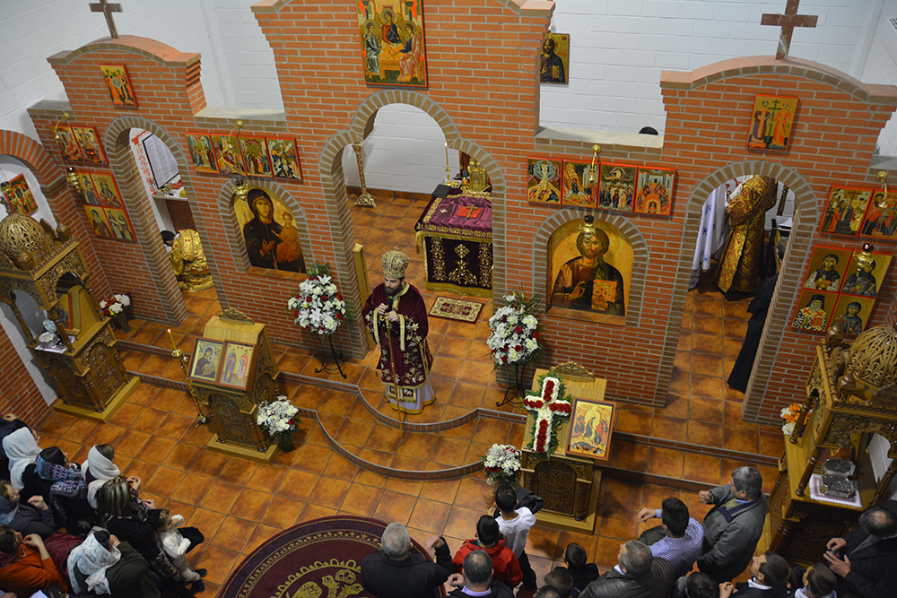 Vizită arhierească în Parohia Coslada