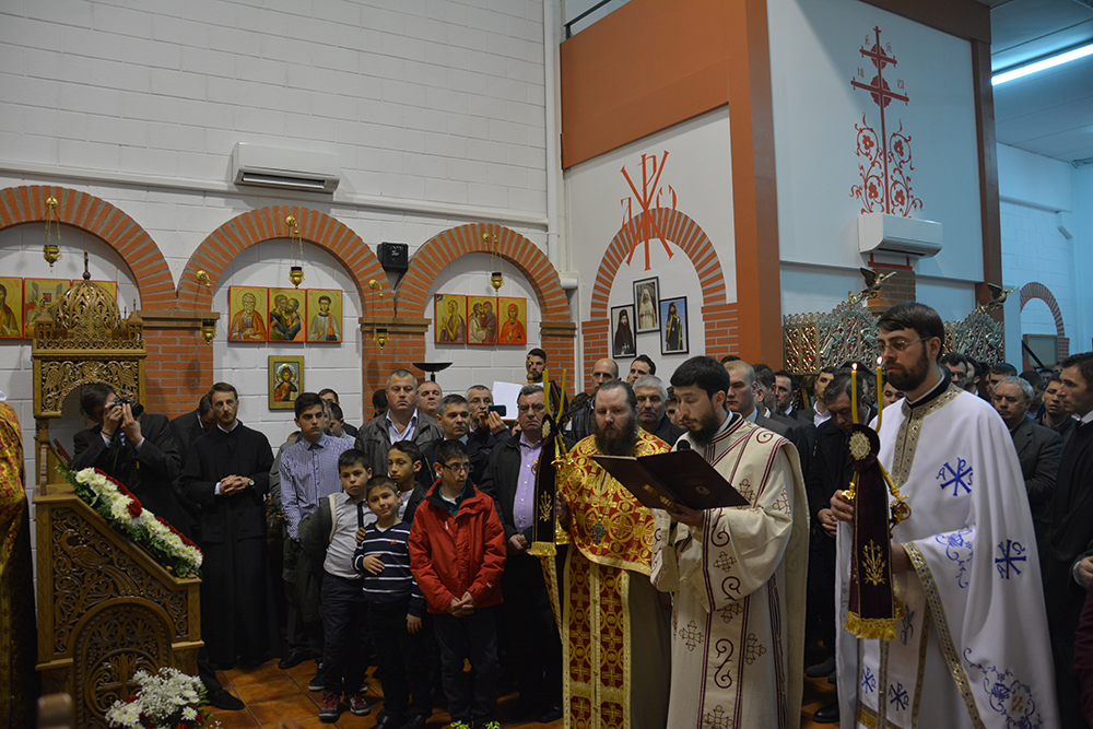 Vizită arhierească în Parohia Coslada