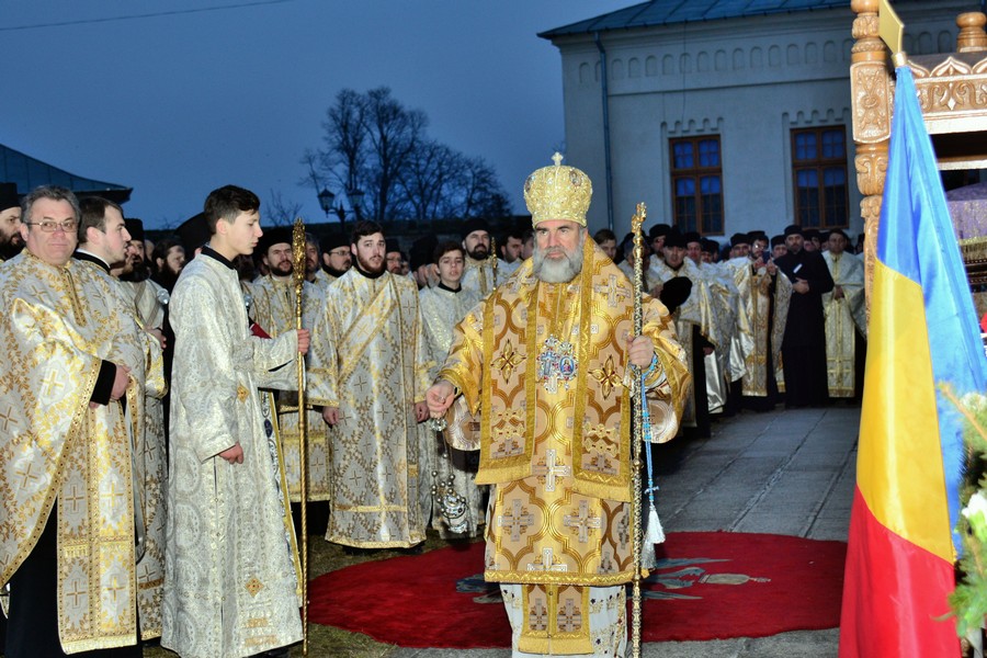 Duminica Ortodoxiei în inima Eparhiei Romanului şi Bacăului