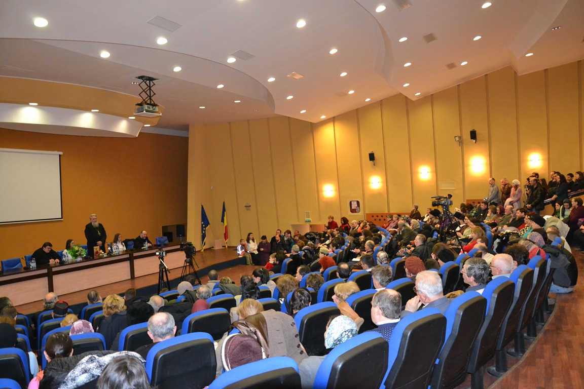 „În Hristos și în Biserică – soț, soție, părinți și copii”