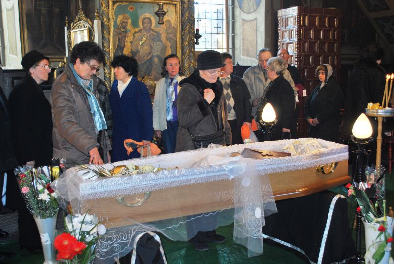 Părintele Constantin Chilim a fost condus pe ultimul drum