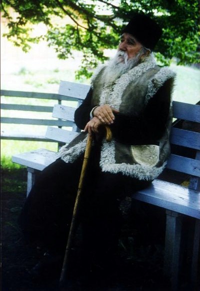 Ce este vrăjitoria şi de câte feluri este?