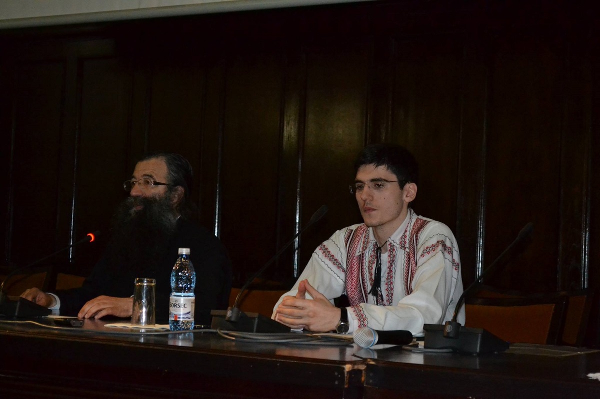 „Mica şi Marea Familie“