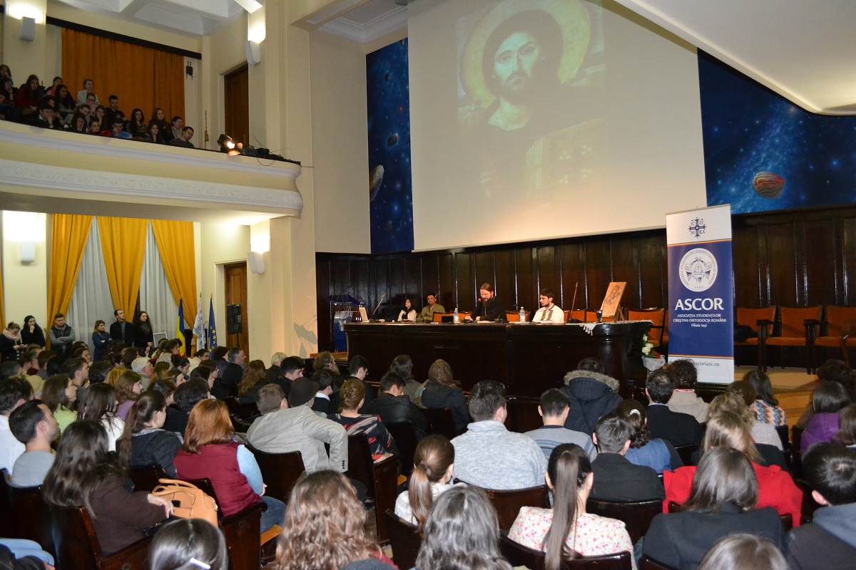 PS Părinte Macarie a conferenţiat la Iaşi