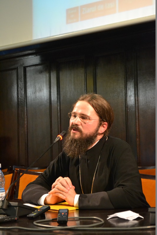 PS Părinte Macarie a conferenţiat la Iaşi