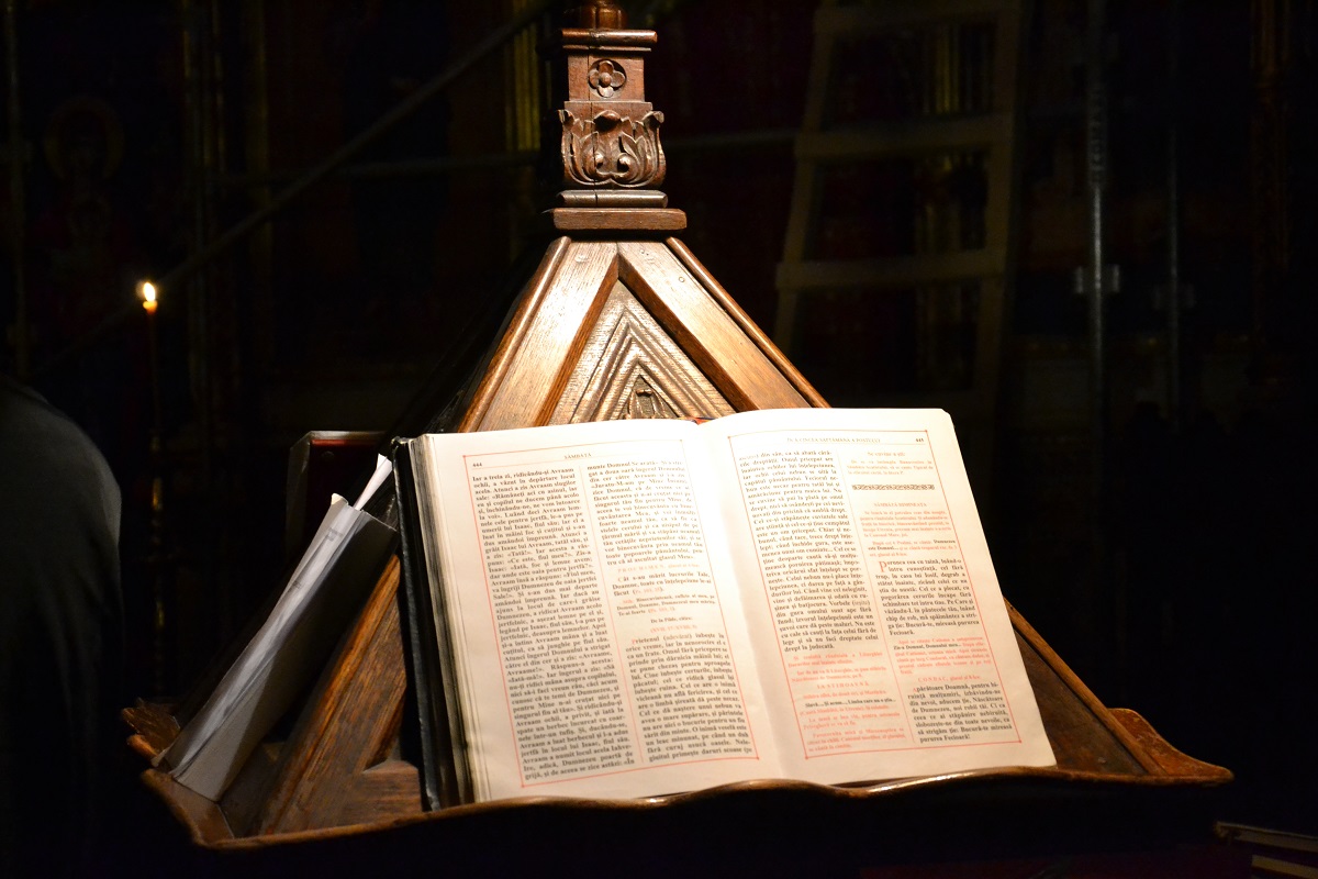 Denia Acatistului Bunei Vestiri la Catedrala mitropolitană din Iași