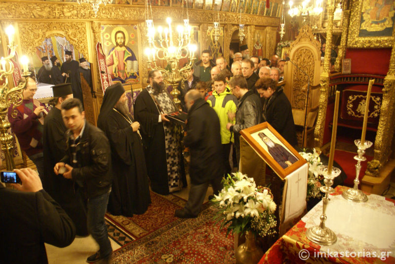 Credincioșii greci din Kastoria au primit brâul și schima monahală a Sfântului Paisie Aghioritul