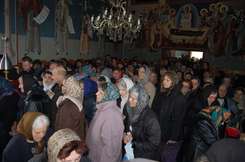 Hram la Mănăstirea Săraca