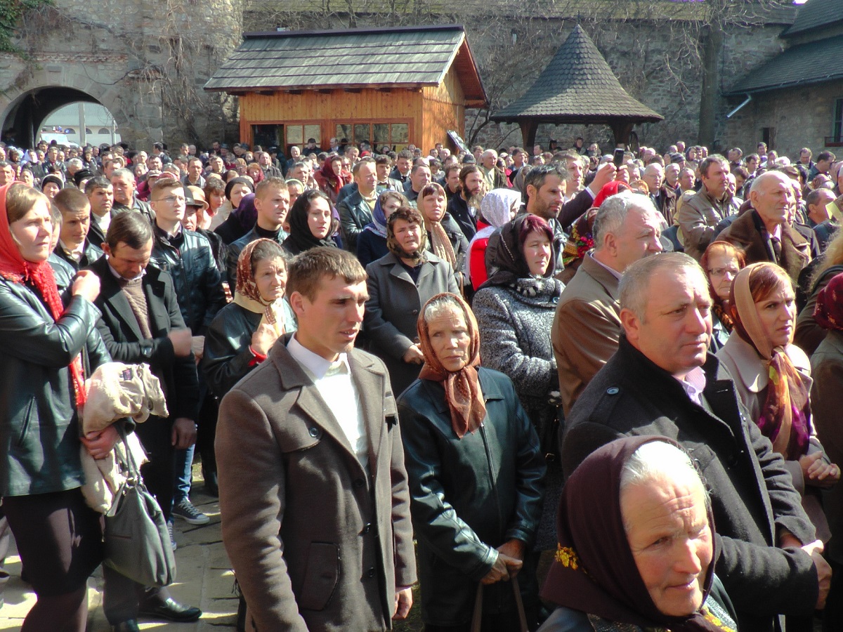 Slujbă cu doi arhierei la hramul Mănăstirii Moldoviţa