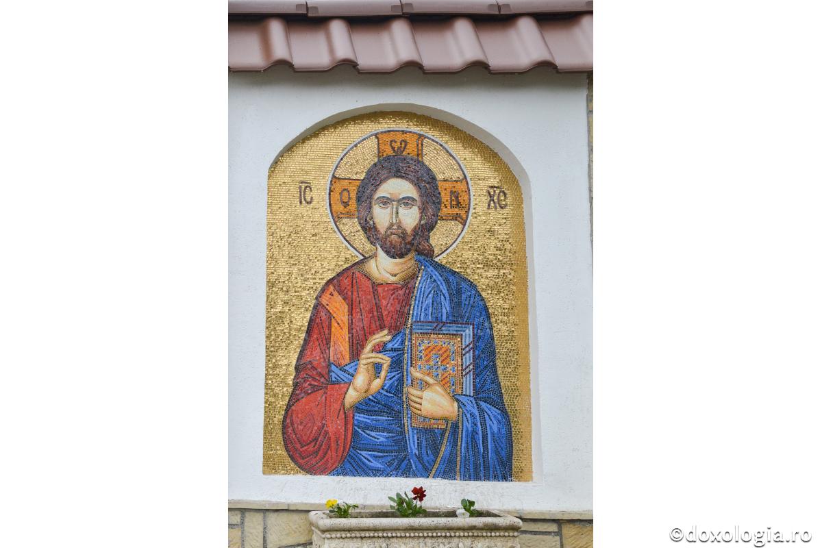 Hristos este Doctorul cel Mare