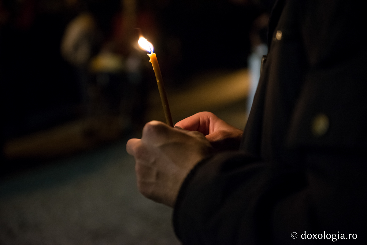 Pentru a contempla slava lui Dumnezeu, trebuie să fim în această slavă