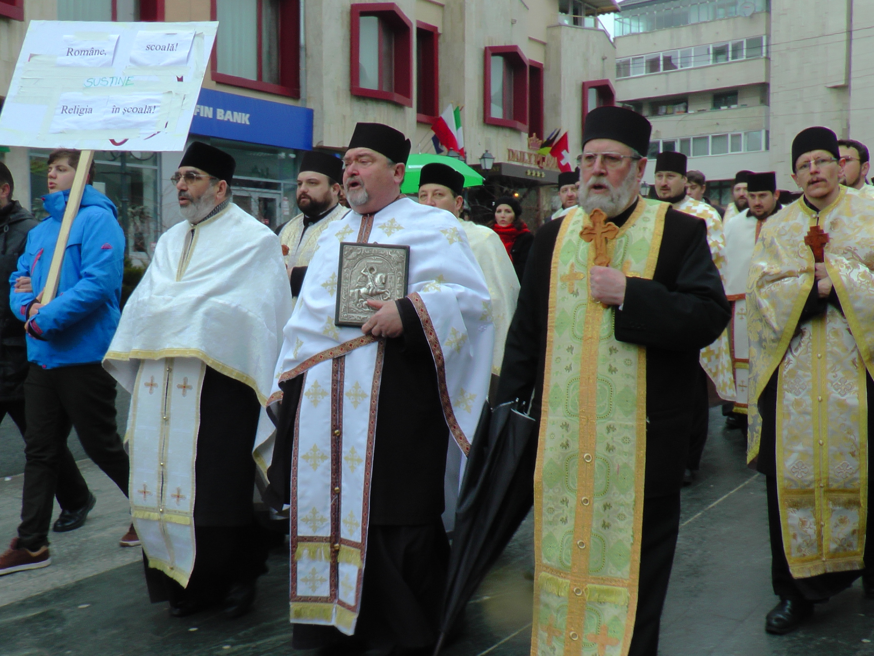 1000 de persoane, la marşul „Religia în şcoală, prioritate naţională“