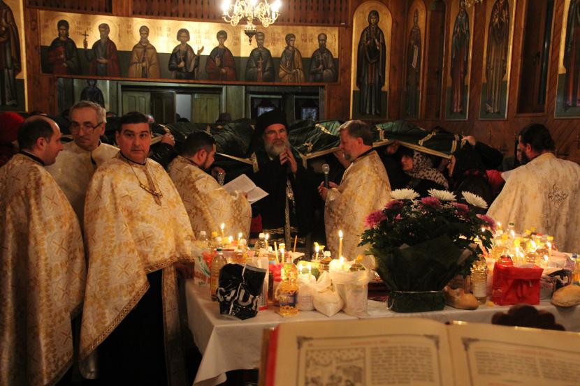 Prezenţă arhierească la Valea Budului