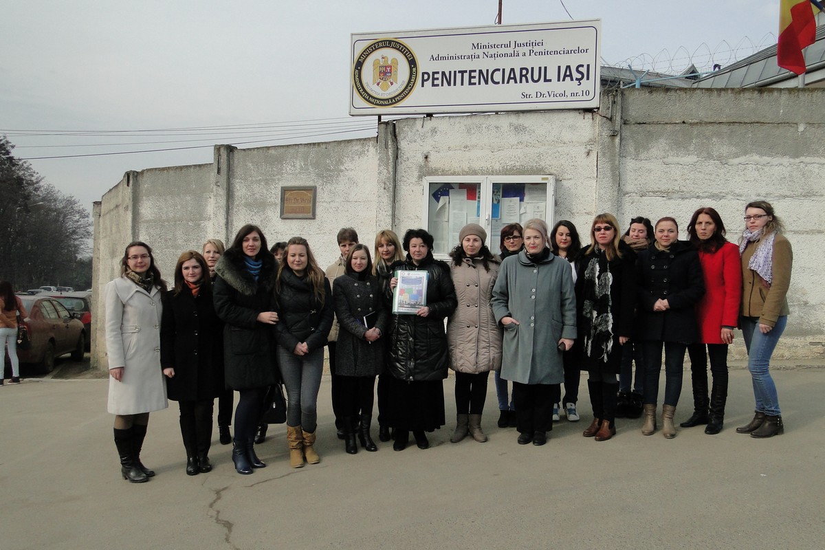 Atelier de lucru pentru asistenţii sociali, la Penitenciarul Iaşi