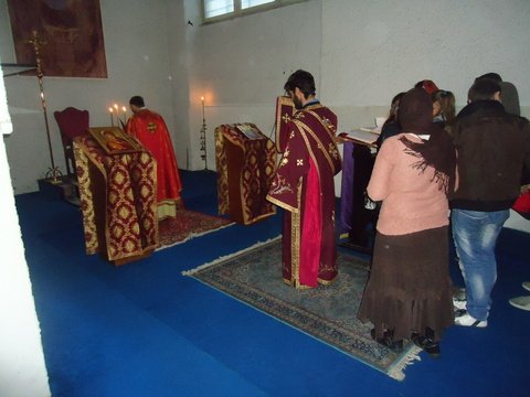 Liturghia Darurilor mai înainte Sfințite cu tinerii Nepsis la Roma