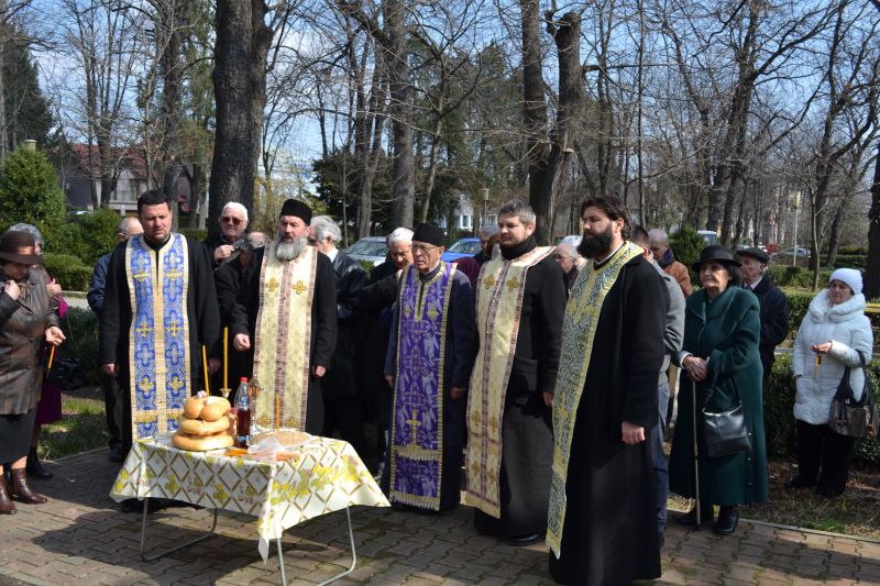 Deținuții politic și deportații în Bărăgan au fost pomeniți la Severin