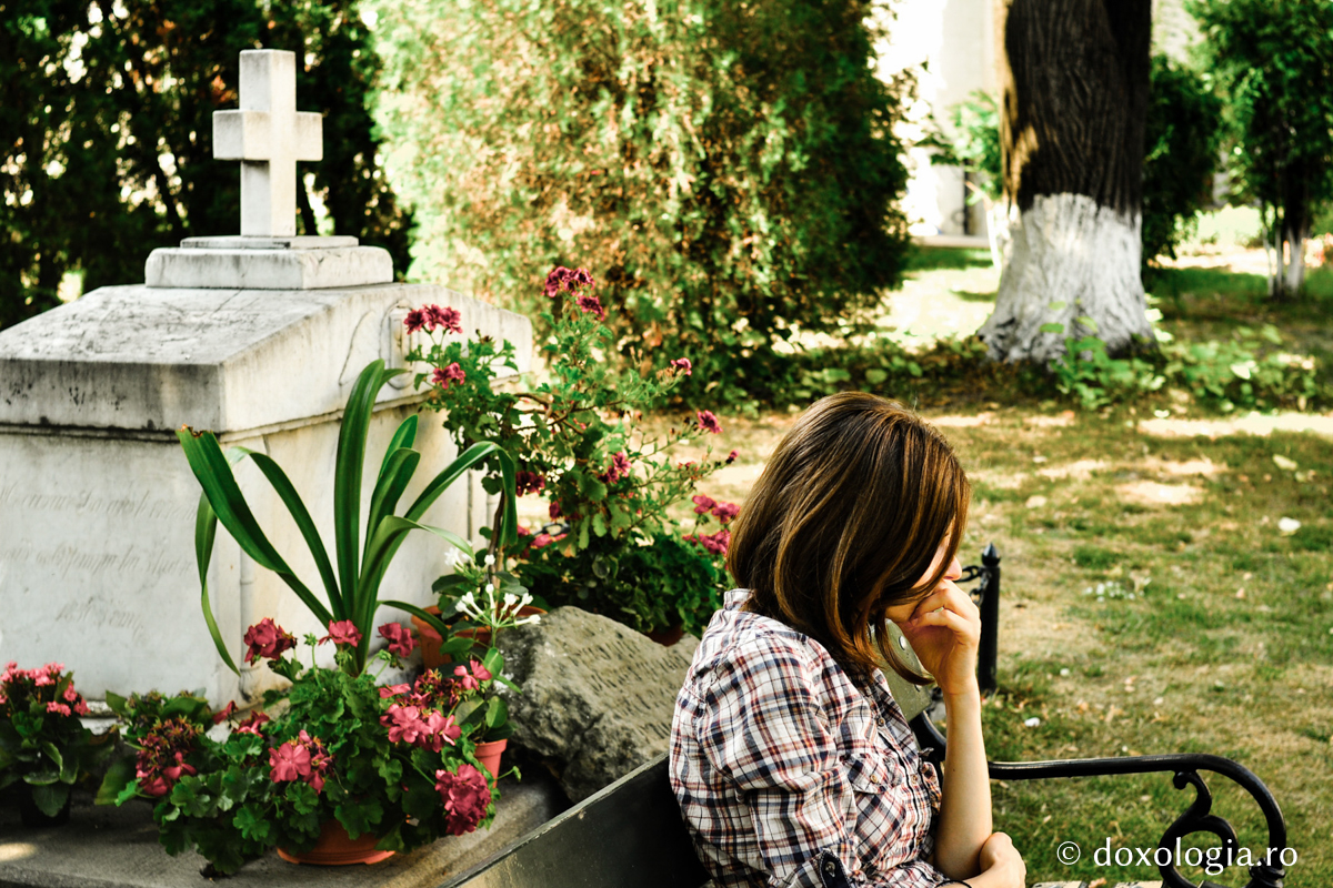 Întristarea ne istovește puterile sufletești și trupești