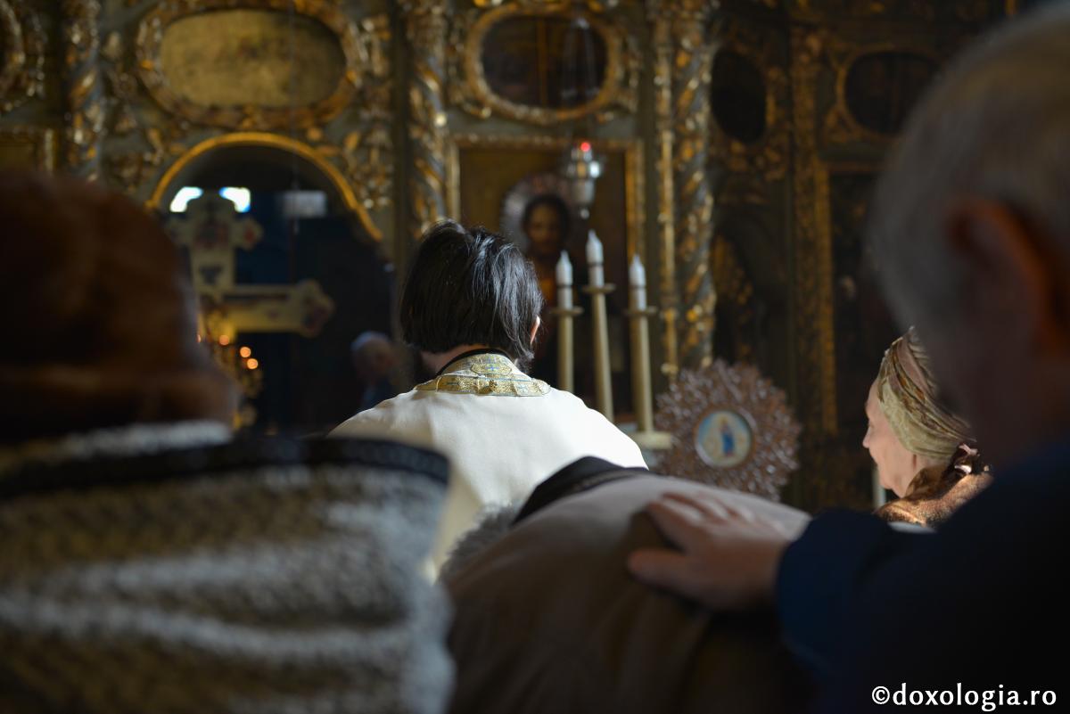 Mintea nu se poate lega cu nimic decât cu simțirea