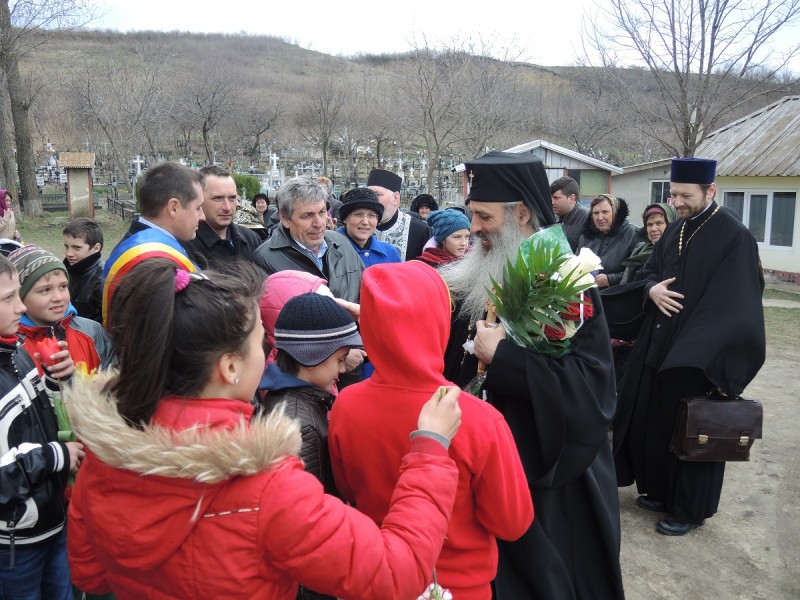 Denie arhierească și vizite pastorale în Protopopiatul Iaşi 2