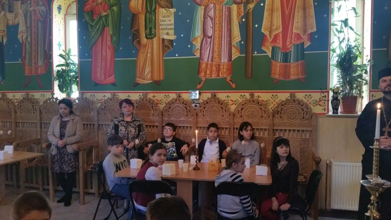 Festival de încondeiat ouă în parohia piteșteană „Sfântul Apostol Toma”