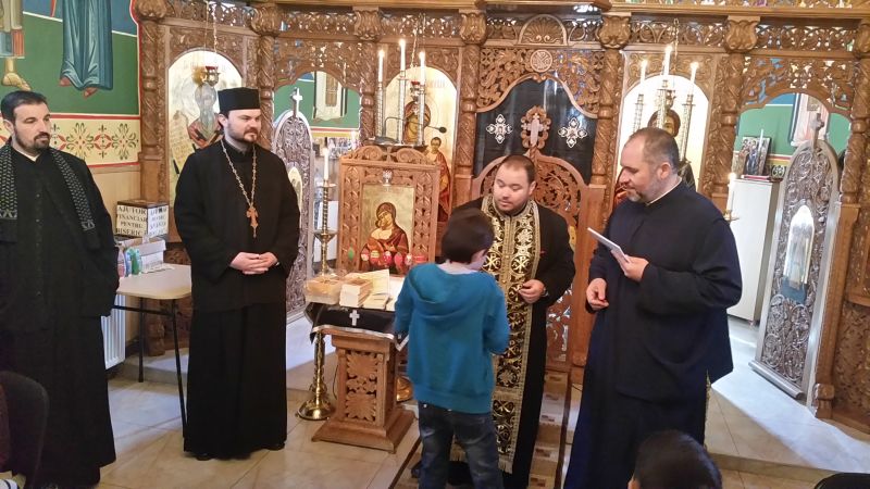 Festival de încondeiat ouă în parohia piteșteană „Sfântul Apostol Toma”