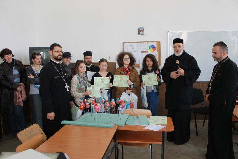 Concursul de încondeiat ouă „Bucuria Învierii” la Curtea de Argeș