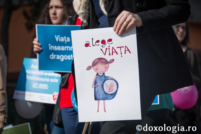 Foto: Oana Nechifor Avortul - refuzul de a naște un posibil sfânt