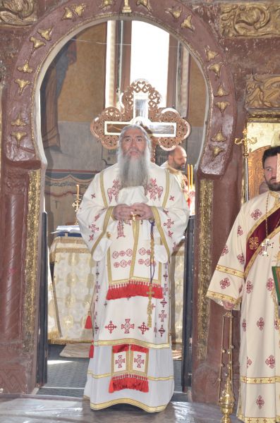 Slujire arhierească la Strehaia