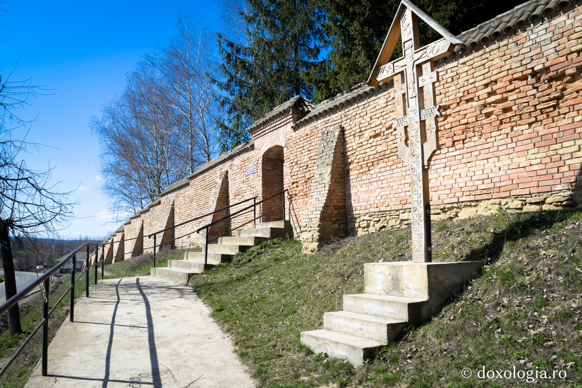 Calea de mijloc pentru mântuire