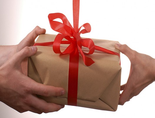 Colectă pentru copiii nevoiaşi, organizată de ATOR Piatra Neamţ