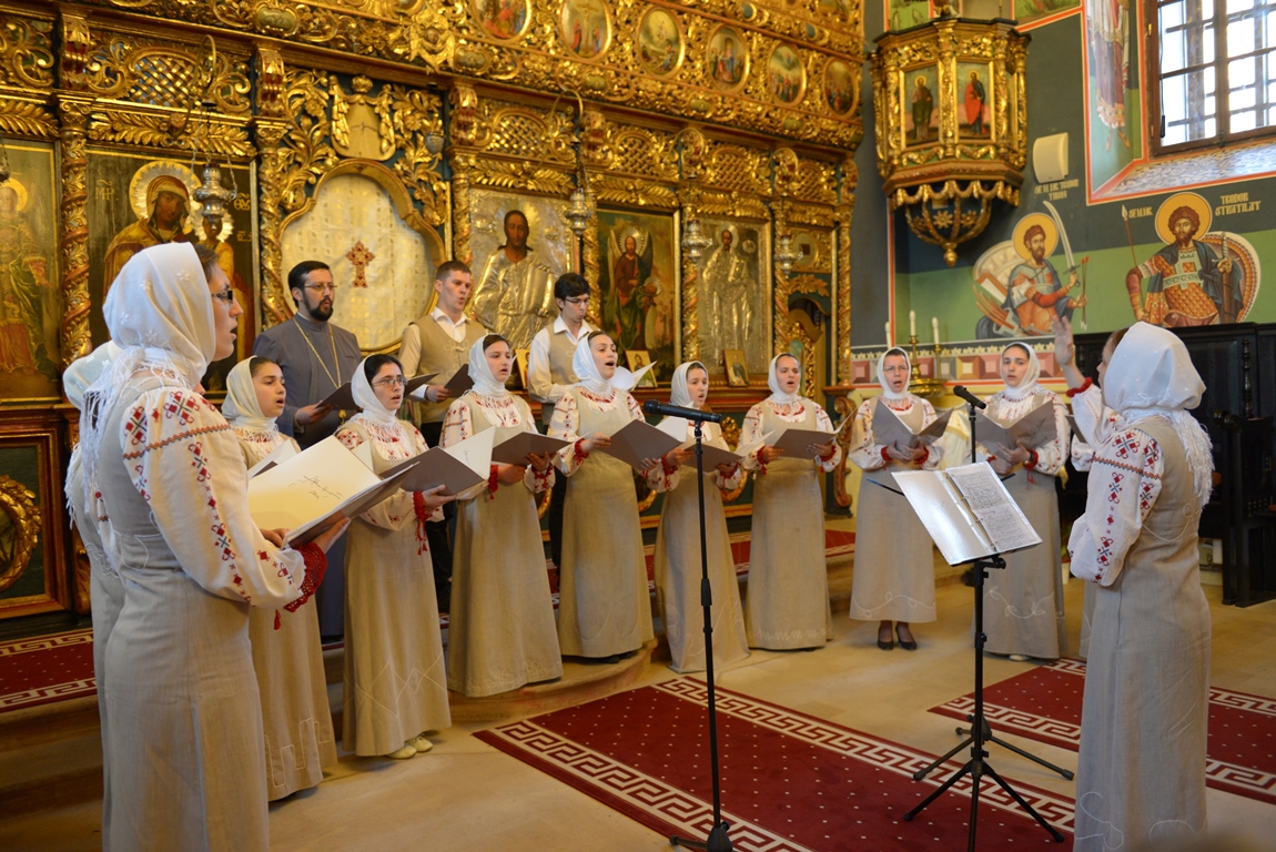 Foto: Oana Nechifor „Lumina Învierii” adusă de Corul Byzantion la Iași