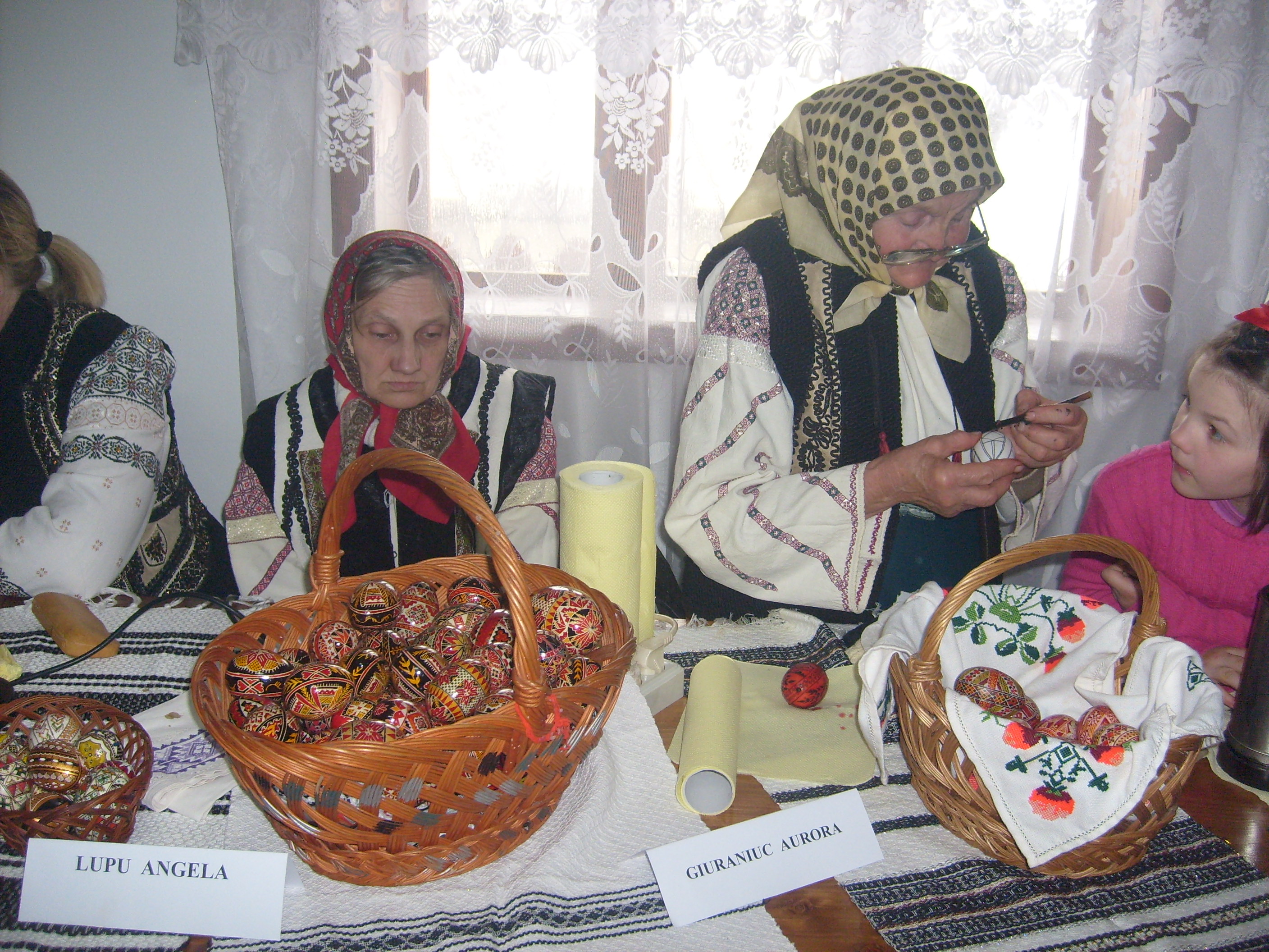 Meșteșugul încondeierii ouălor se păstrează și la Rogojești