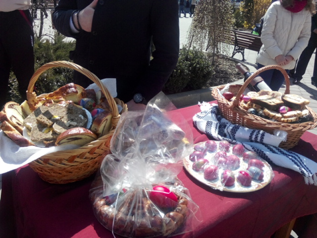 Concursul-expoziție „Coşuri tradiţionale de Paşti“, la Paşcani