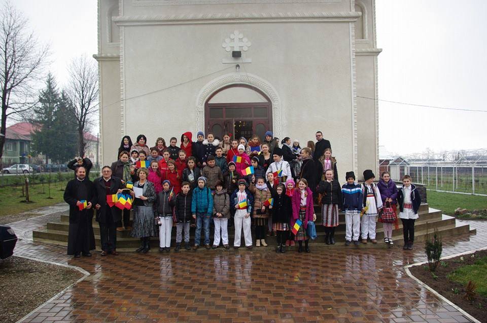 Ample manifestări dedicate scriitorului Constantin Virgil Gheorghiu, în localitatea natală Petricani