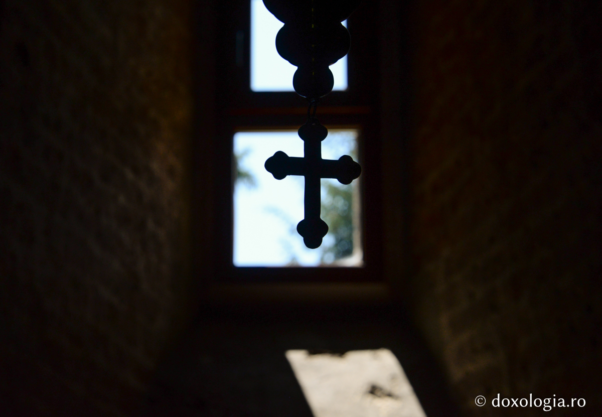 Există o cruce a gândurilor!